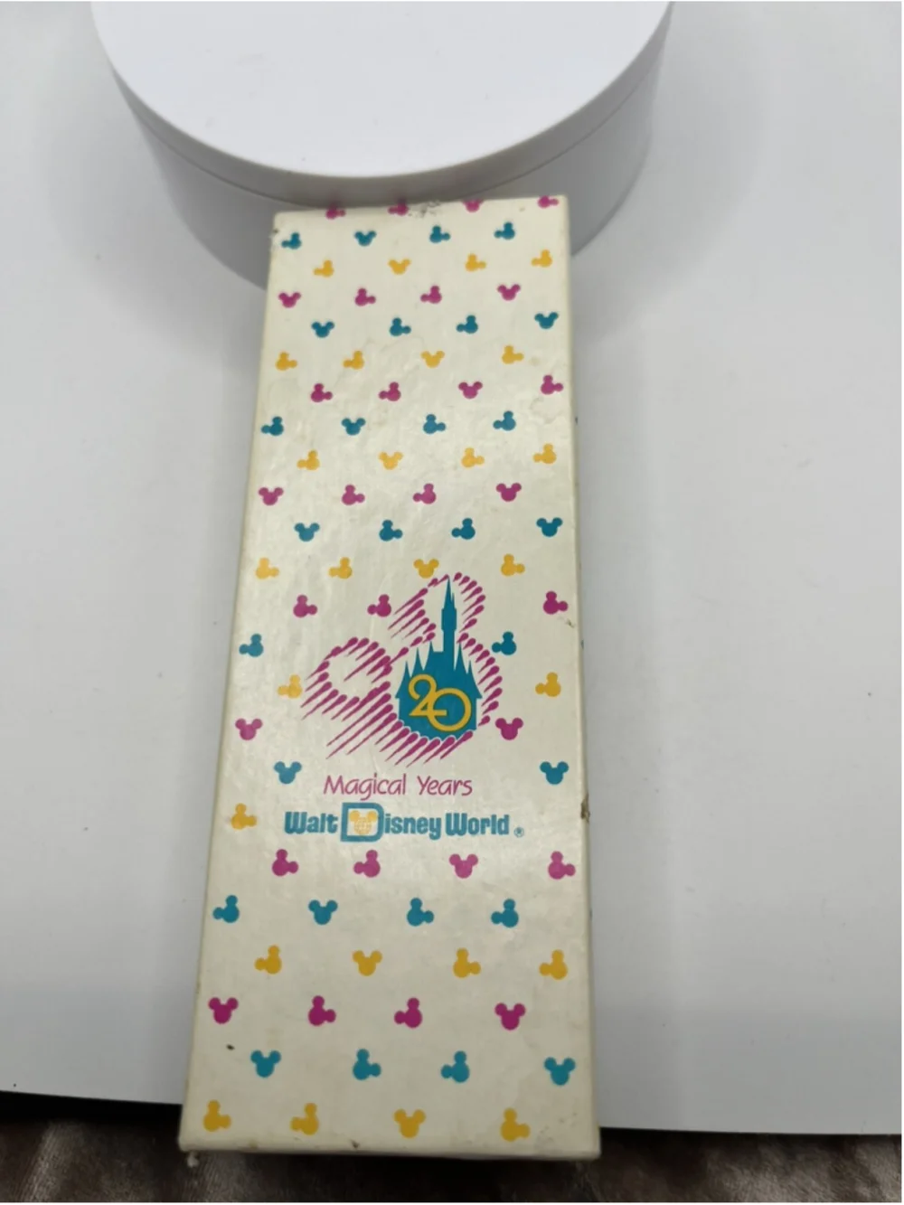 Vintage Fur Cat Keychain LITTLE RARE FIND , SEE ALL ZOOM IN INSIDE OF DISNEY BOX